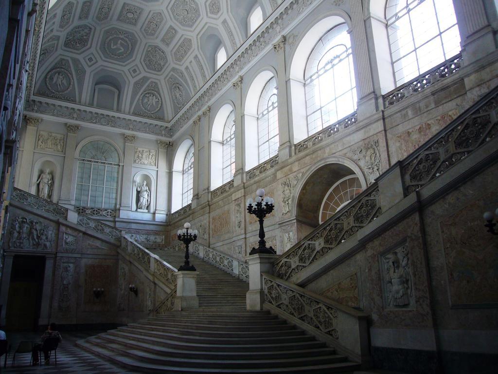 Skyhouse Chiatamone Bed & Breakfast Napoli Exterior foto