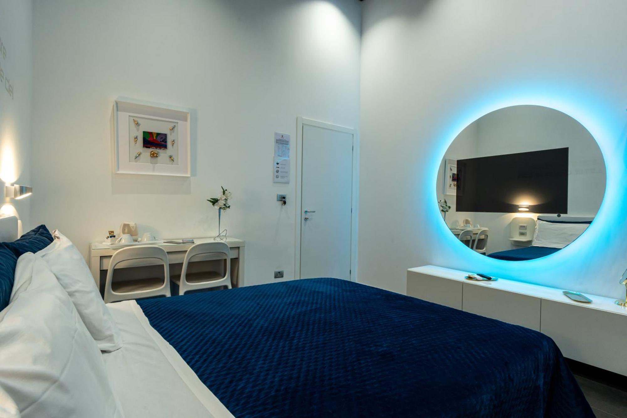 Skyhouse Chiatamone Bed & Breakfast Napoli Exterior foto